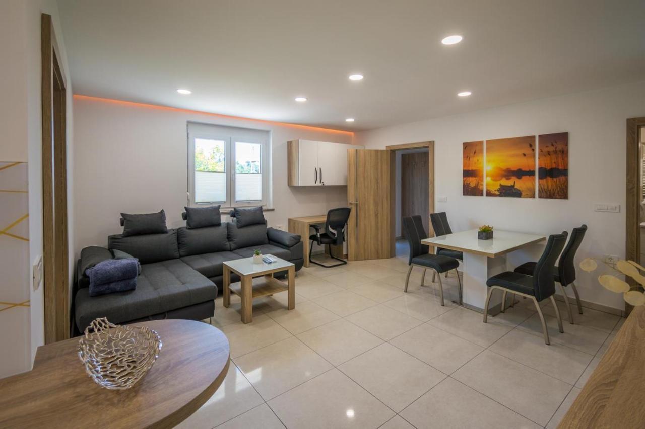 Apartments Relax Portoroz Bagian luar foto